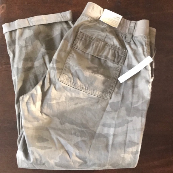 Sonoma Pants - NEW SONOMA CAPRIS SIZE 8
